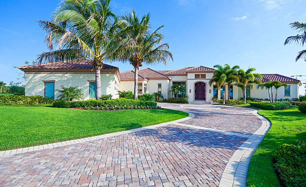 Best Commercial Driveway Pavers  in Shorewood, MN